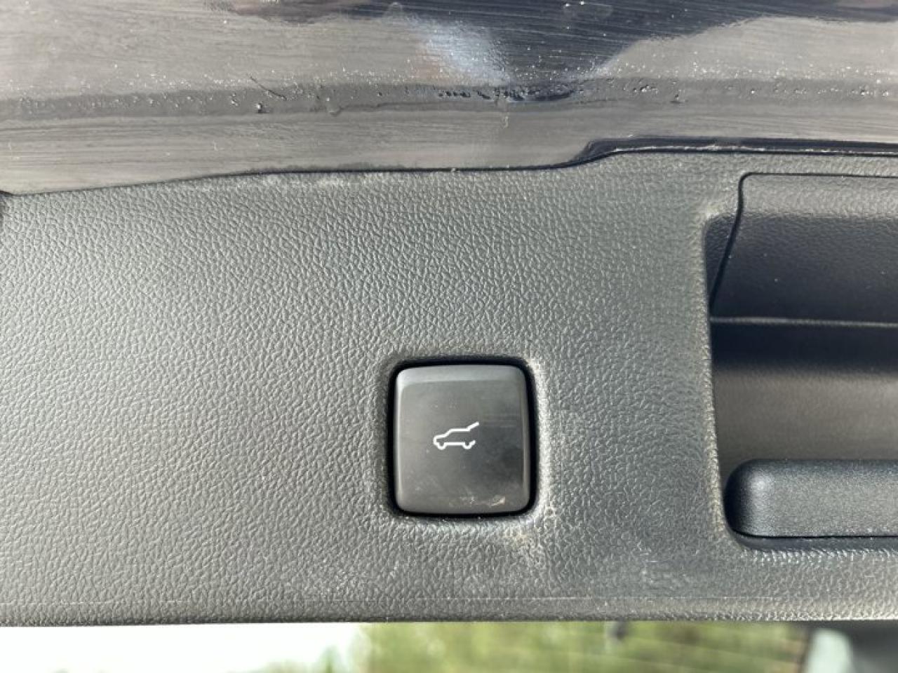 2023 Ford Escape ST-Line Elite AWD | 360 Camera | Remote Start | Heated Steering Wheel | No accidents Photo