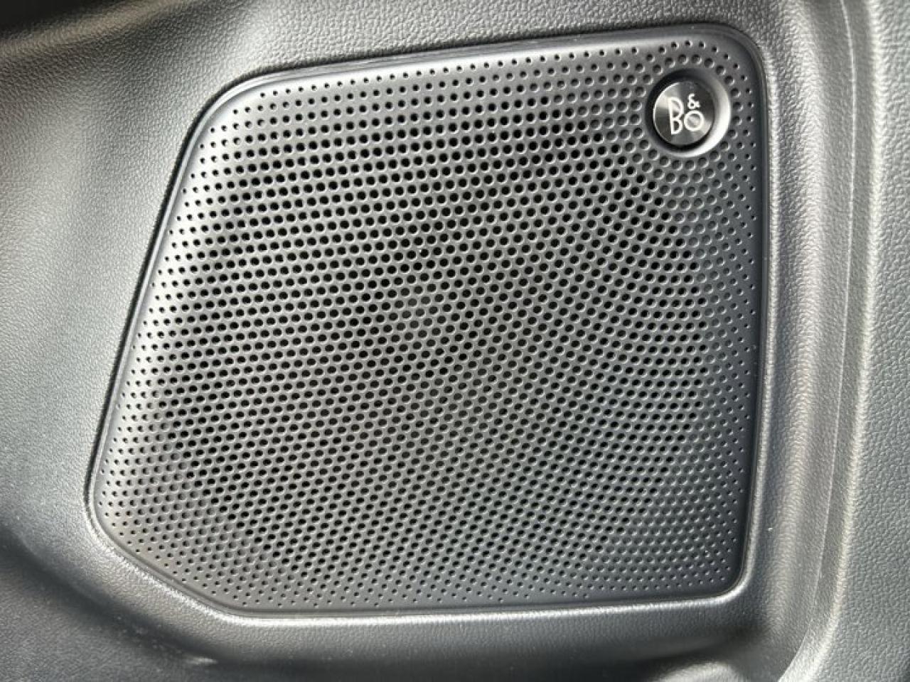 2023 Ford Escape ST-Line Elite AWD | 360 Camera | Remote Start | Heated Steering Wheel | No accidents Photo