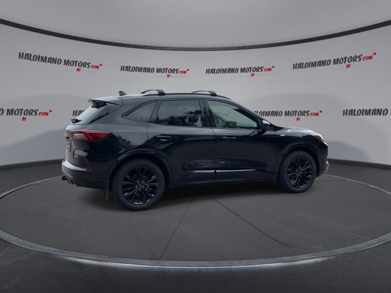 2023 Ford Escape ST-Line Elite AWD | 360 Camera | Remote Start | Heated Steering Wheel | No accidents Photo