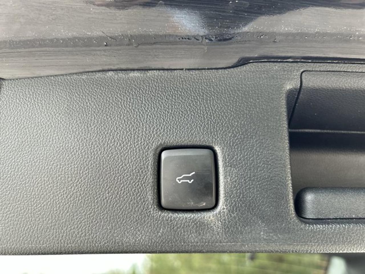 2023 Ford Escape ST-Line Elite AWD | 360 Camera | Remote Start | Heated Steering Wheel | No accidents Photo