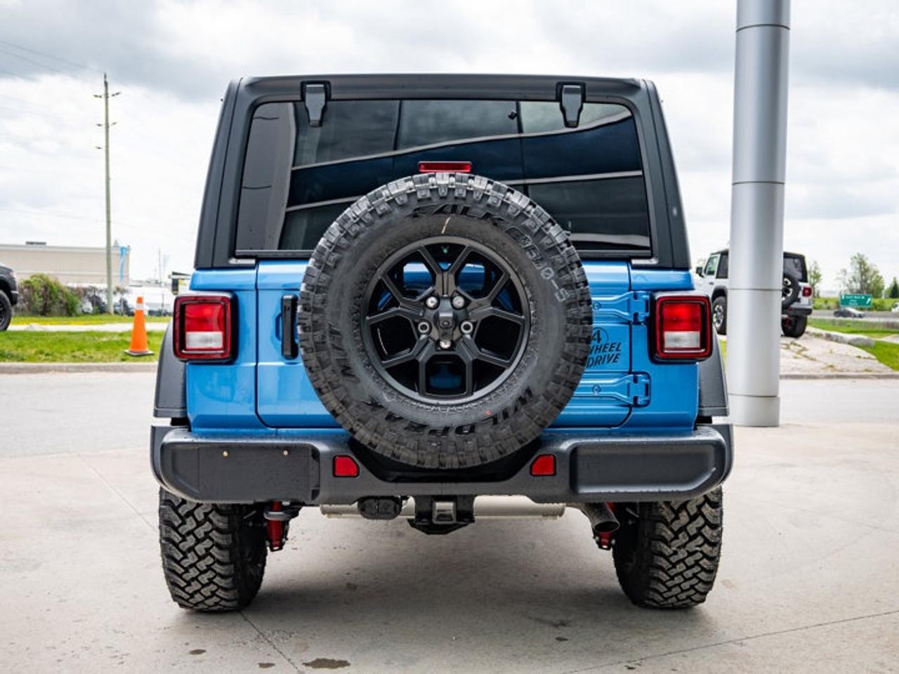 2025 Jeep Wrangler Willys Photo