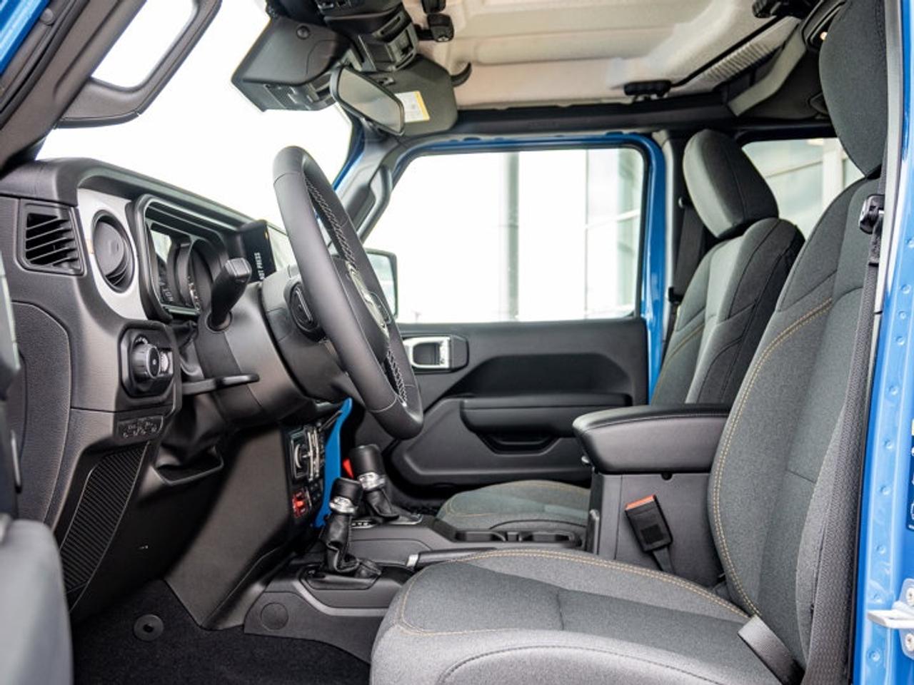 2025 Jeep Wrangler Willys Photo