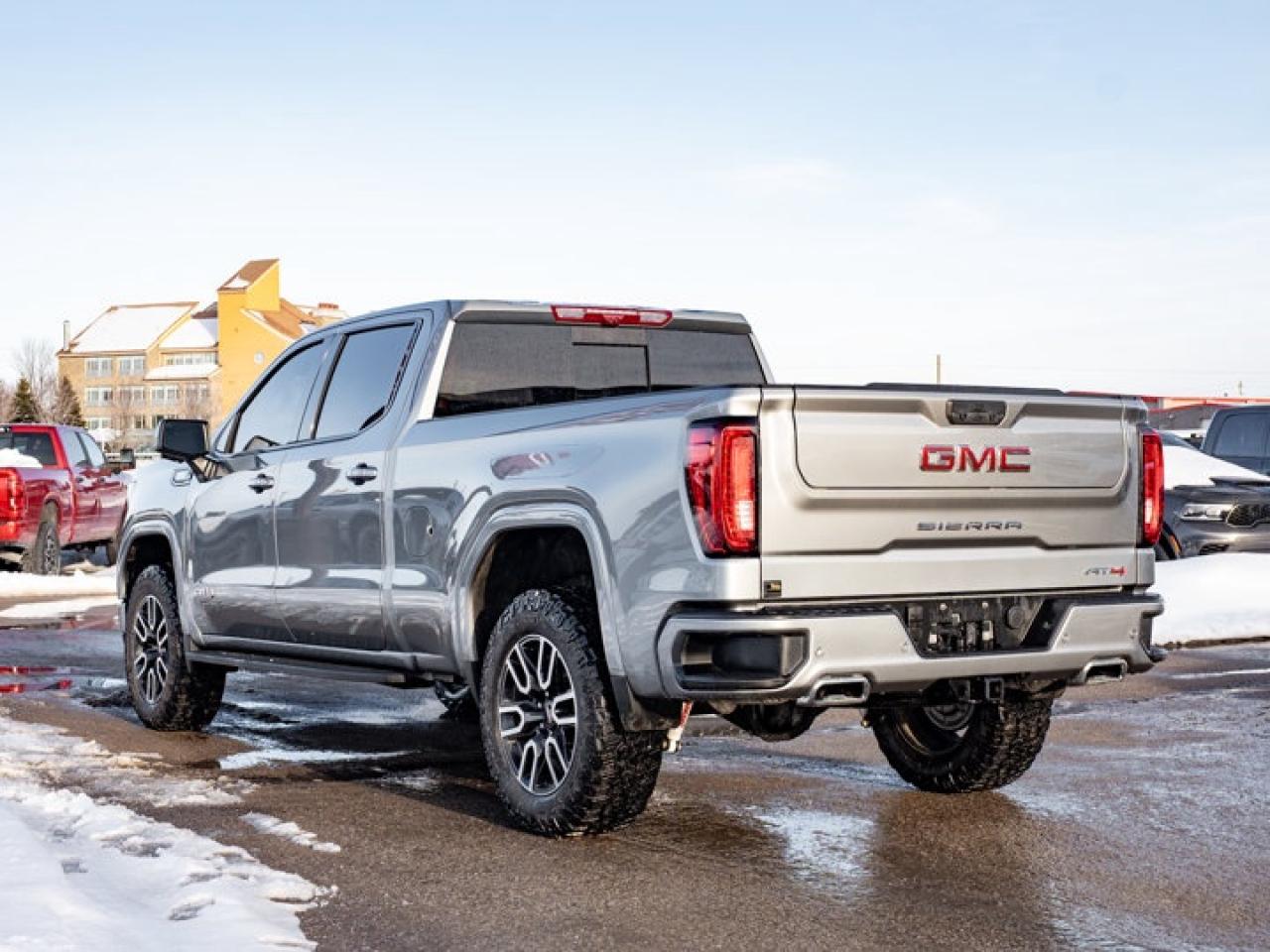 2025 GMC Sierra 1500 AT4 Photo