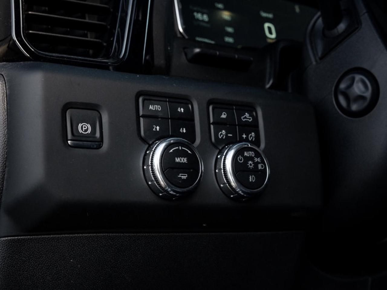 2025 GMC Sierra 1500 AT4 Photo