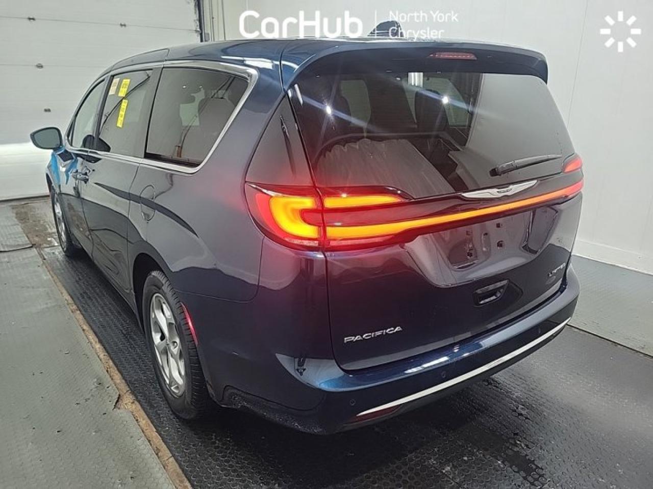 2024 Chrysler Pacifica Limited Photo