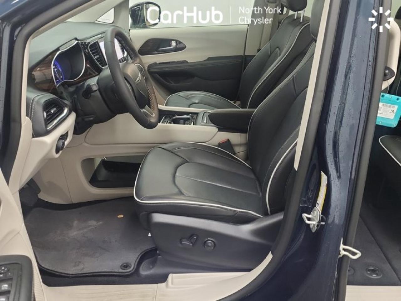 2024 Chrysler Pacifica Limited Photo