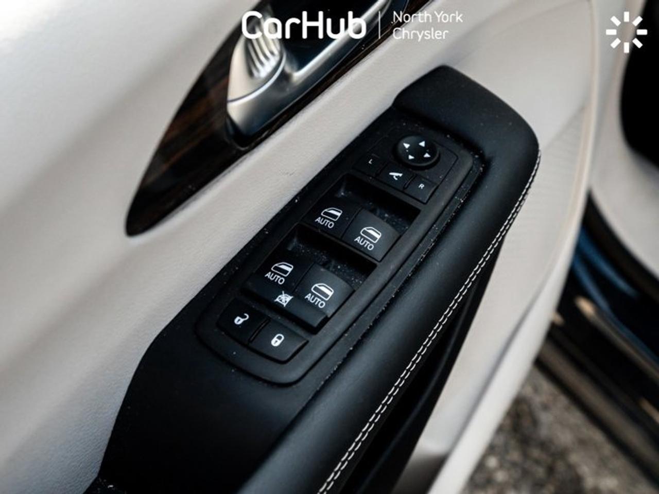 2024 Chrysler Pacifica Limited Panoroof Navi Remote Start Heated Vented Seats Photo