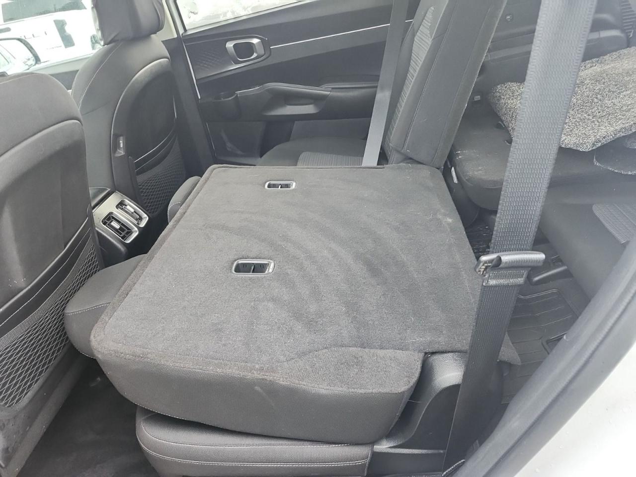 2021 Kia Sorento LX Premium , AWD,  7.pass Photo