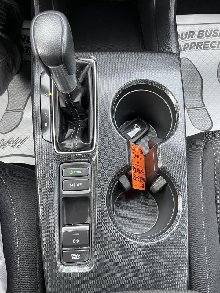 2025 Honda Civic LX Photo