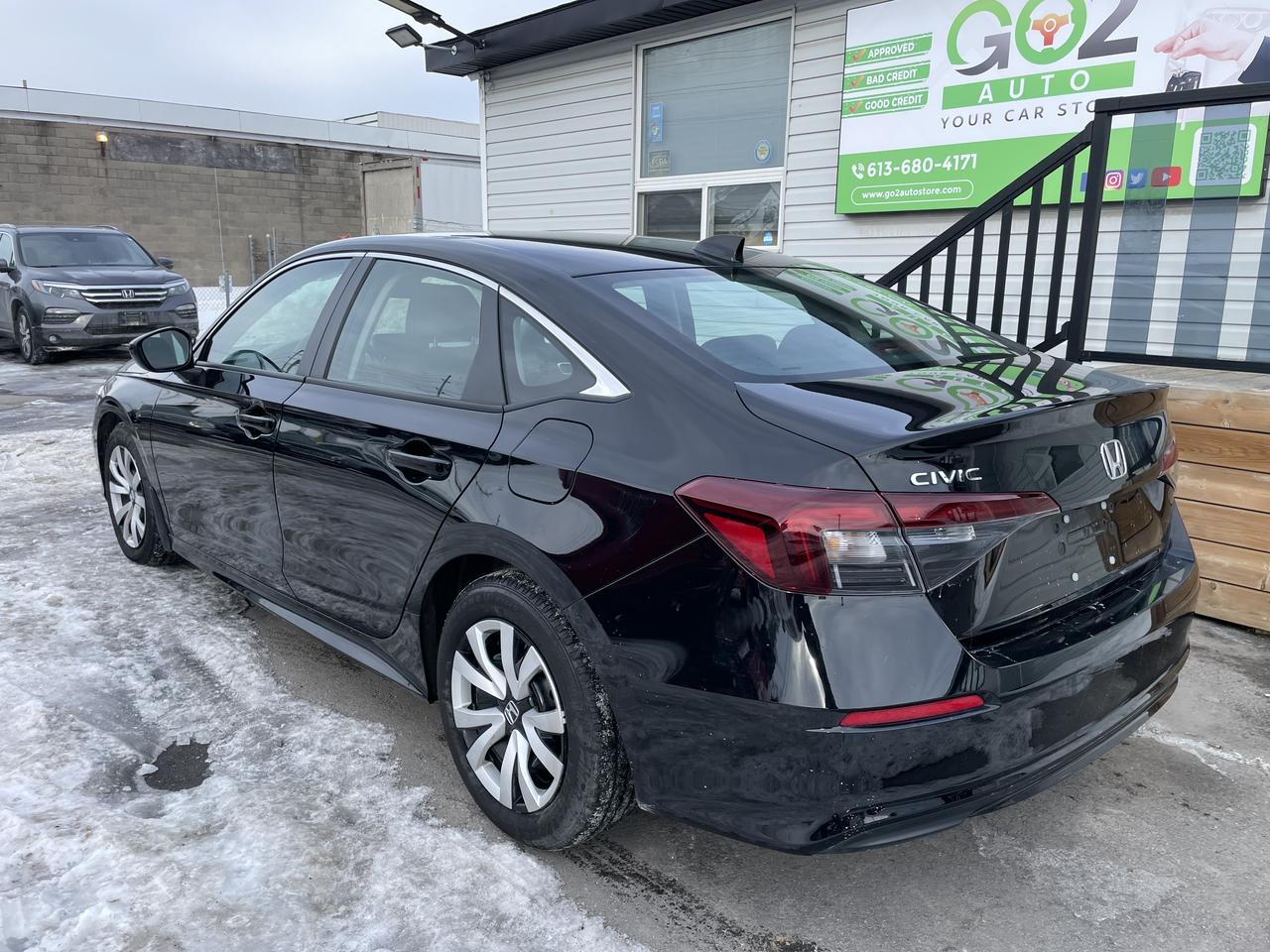 2025 Honda Civic LX Photo4