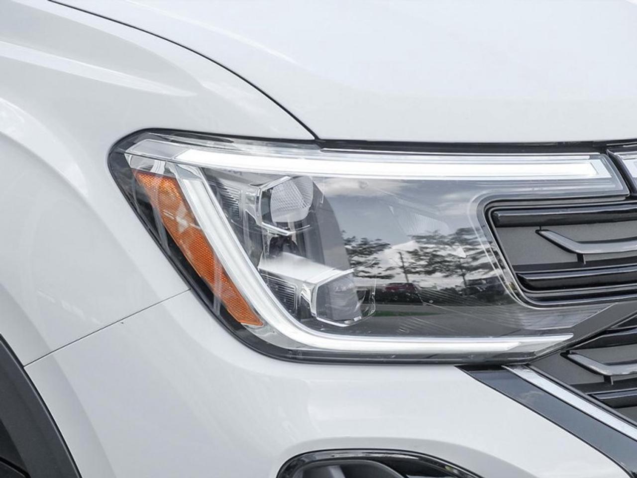 2026 Volkswagen Atlas Cross Sport Highline  - Leather Seats Photo