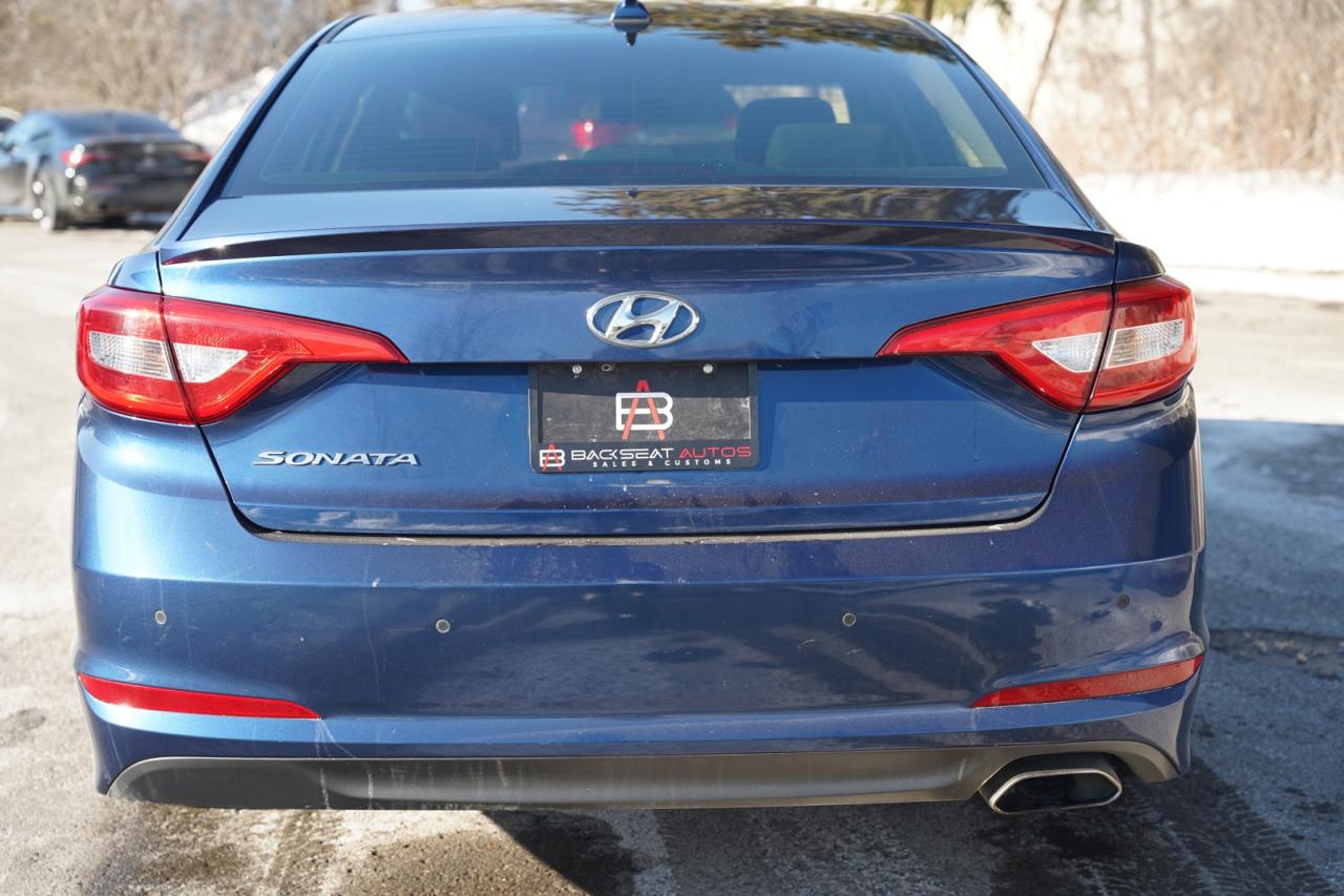 2017 Hyundai Elantra SE 6AT Photo
