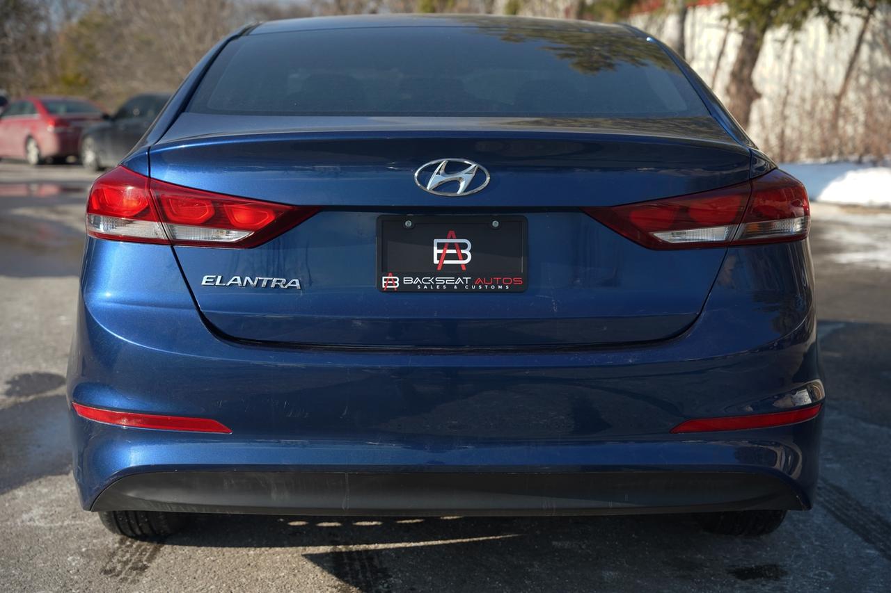 2017 Hyundai Elantra SE 6AT Photo