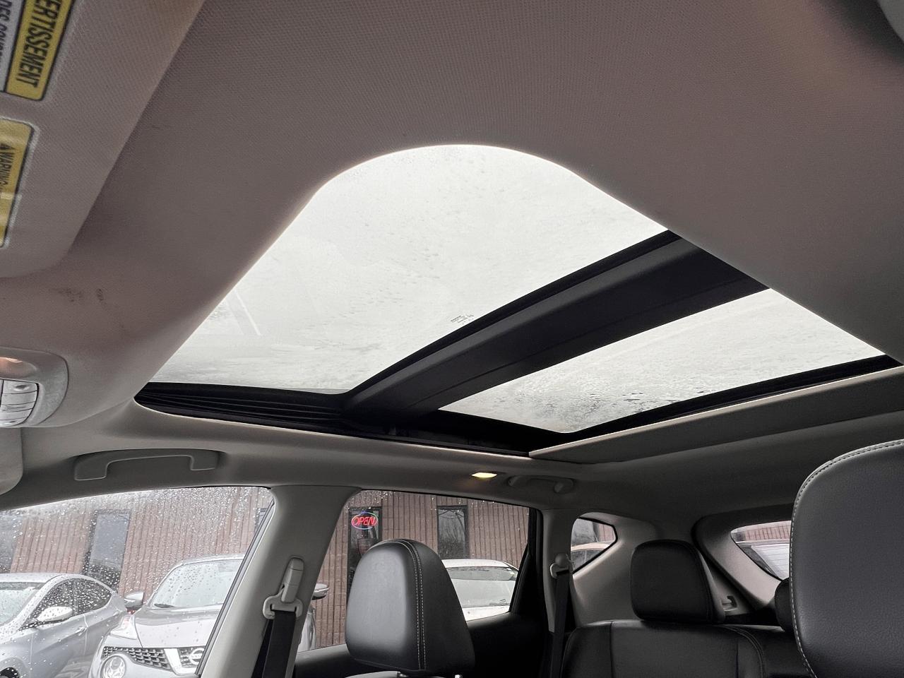 2016 Nissan Murano Platinum Photo