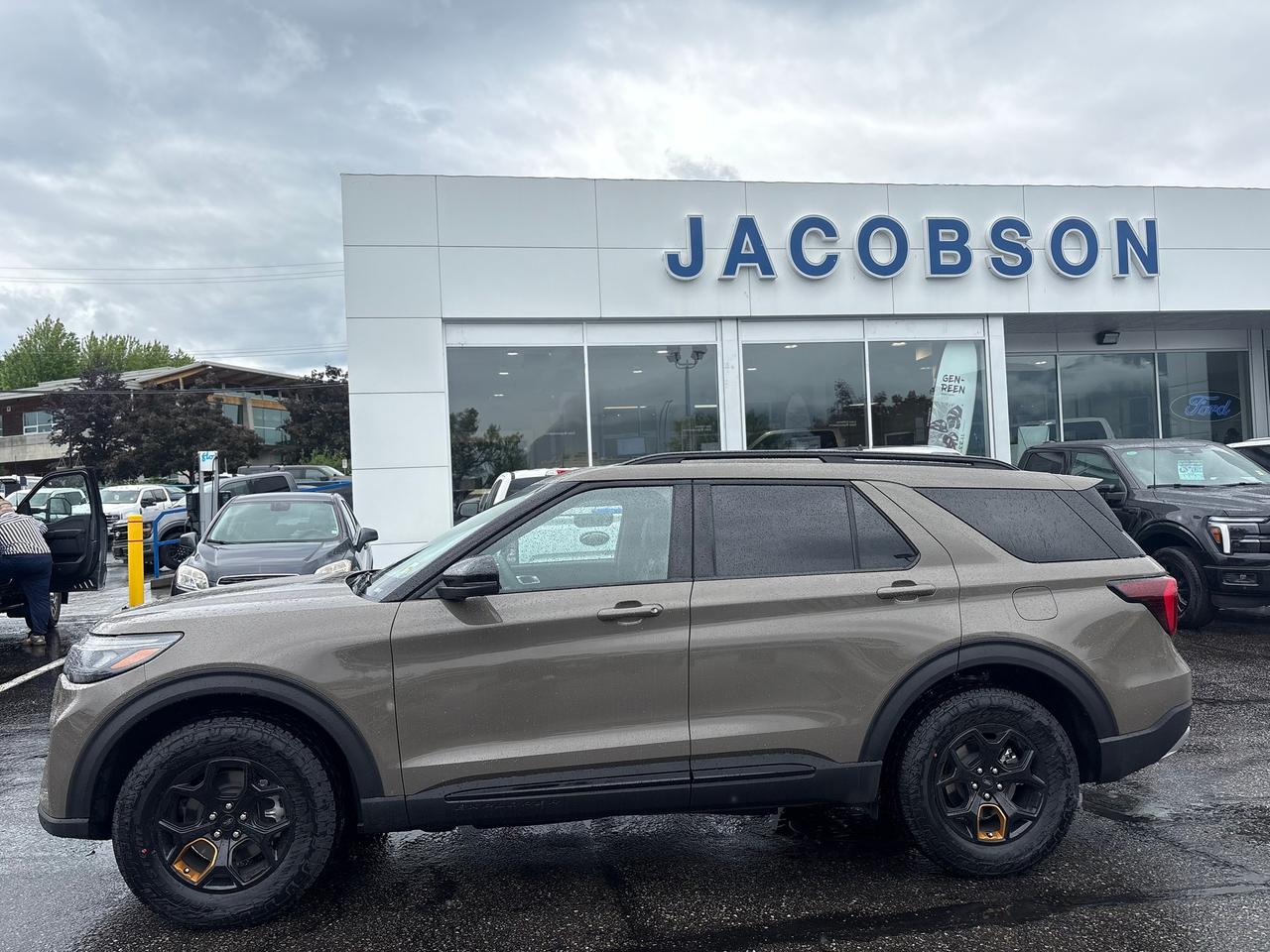 2026 Ford Explorer TREMOR Photo1