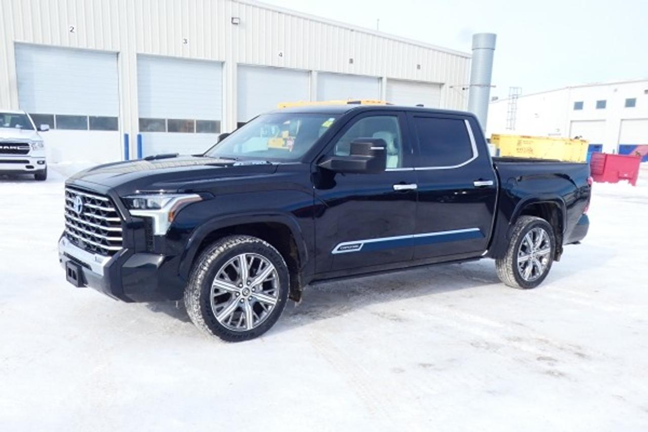 2022 Toyota Tundra Capstone Hybrid Crewmax w/Htd L, pano S/R, BUC,PRB - Photo #1
