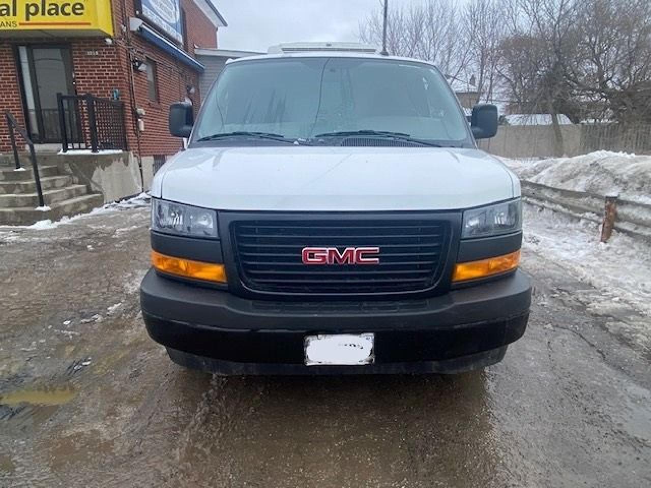 2022 GMC Savana Cargo Van TRY B 4 YOU BUY - THERMO KING REFRIGERATED VAN Photo