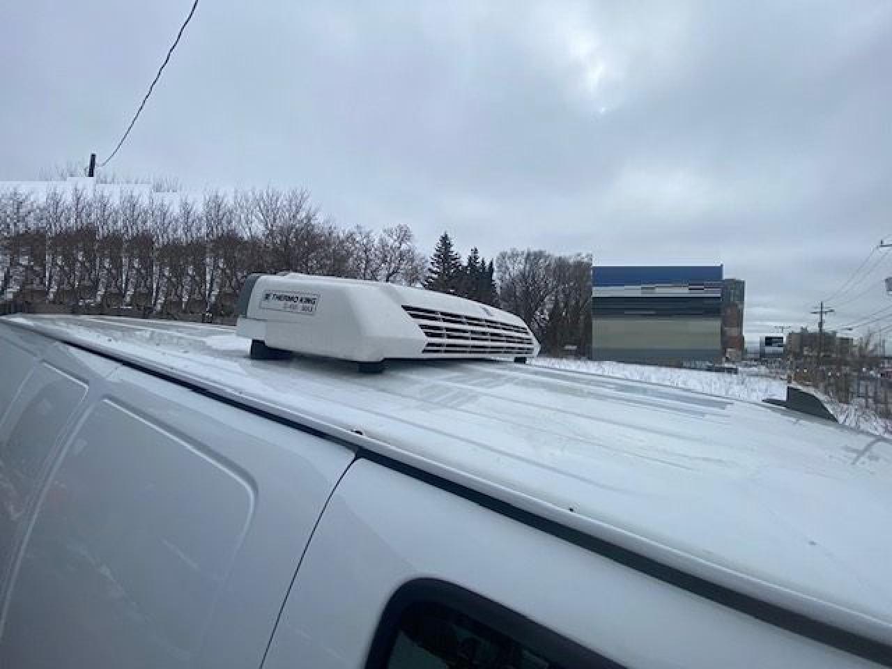 2022 GMC Savana Cargo Van TRY B 4 YOU BUY - THERMO KING REFRIGERATED VAN Photo