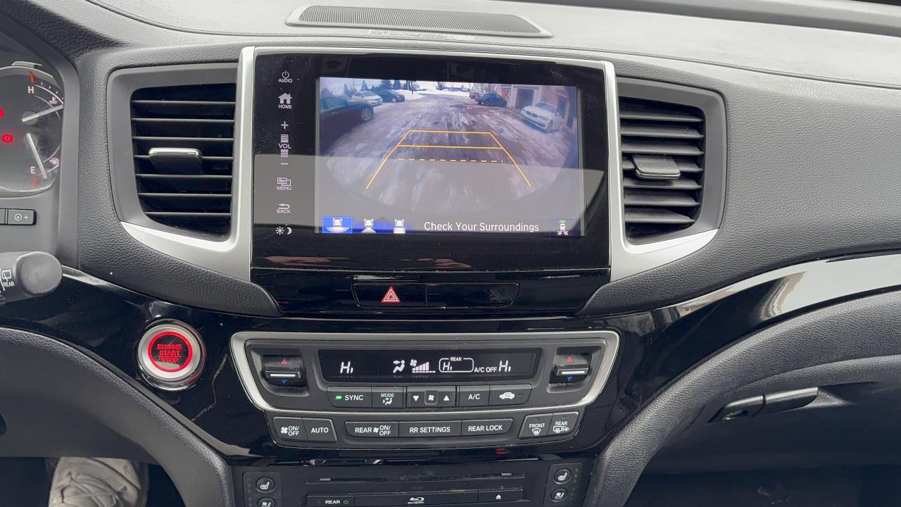 2018 Honda Pilot Touring Photo