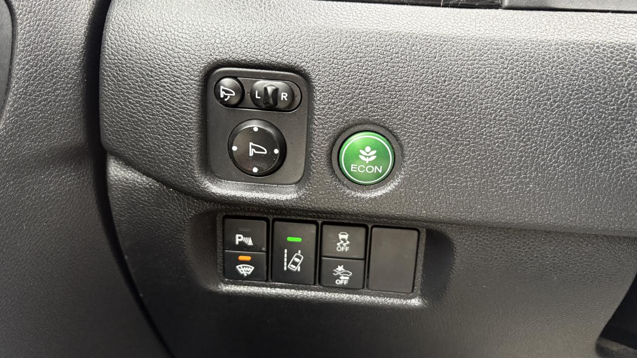 2018 Honda Pilot Touring Photo