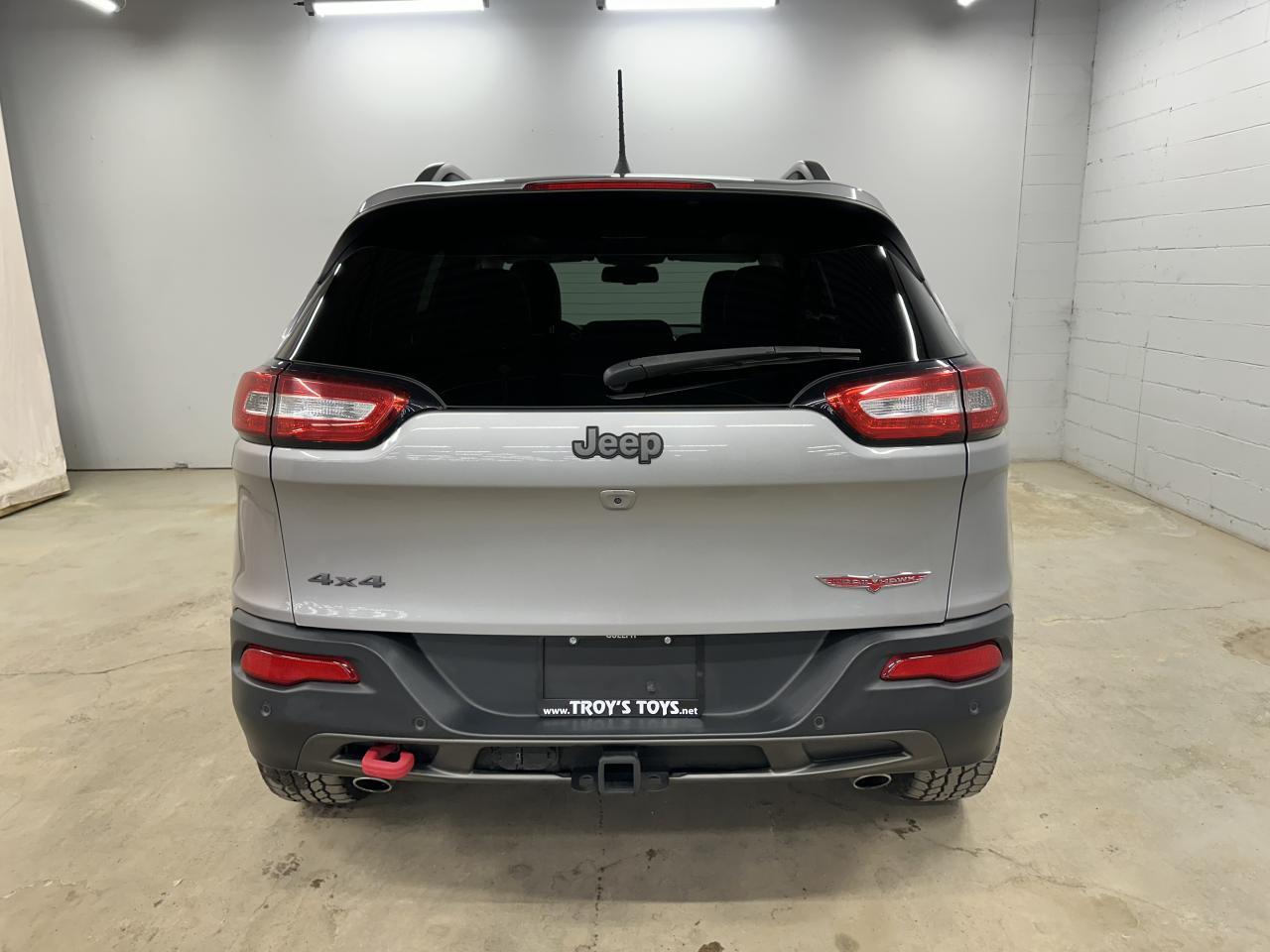 2017 Jeep Cherokee Trailhawk Photo