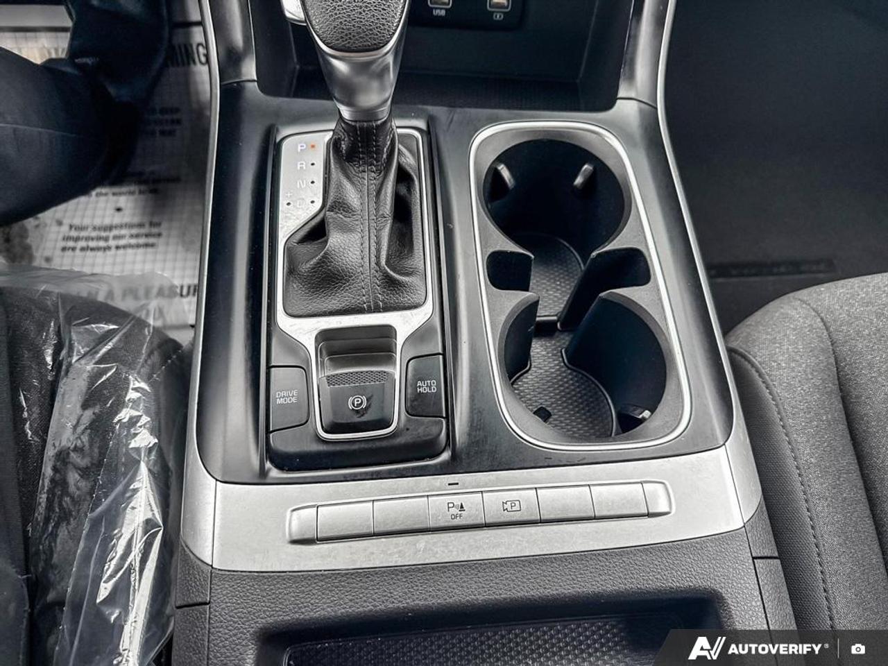 2022 Kia Carnival LX / NO ACCIDENTS / CRUISE / BLUETOOTH /CAP CHAIRS Photo