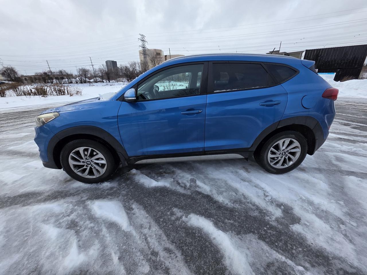 2017 Hyundai Tucson SE w/Preferred Package AWD Photo