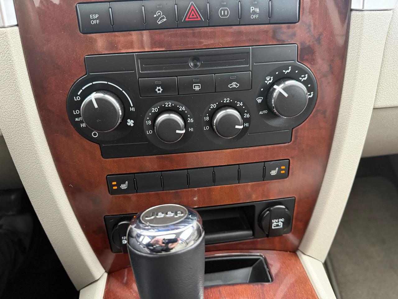 2008 Jeep Grand Cherokee 4WD OVERLAND,MINT!NO RUST! SERVICE REC,CERTIFIED!! Photo