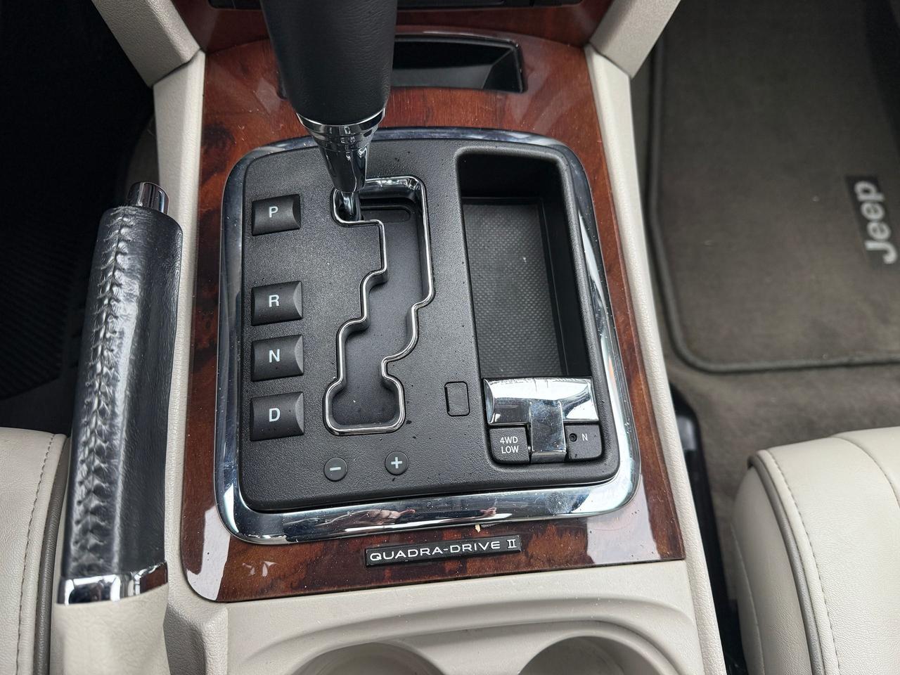 2008 Jeep Grand Cherokee 4WD OVERLAND,MINT!NO RUST! SERVICE REC,CERTIFIED!! Photo