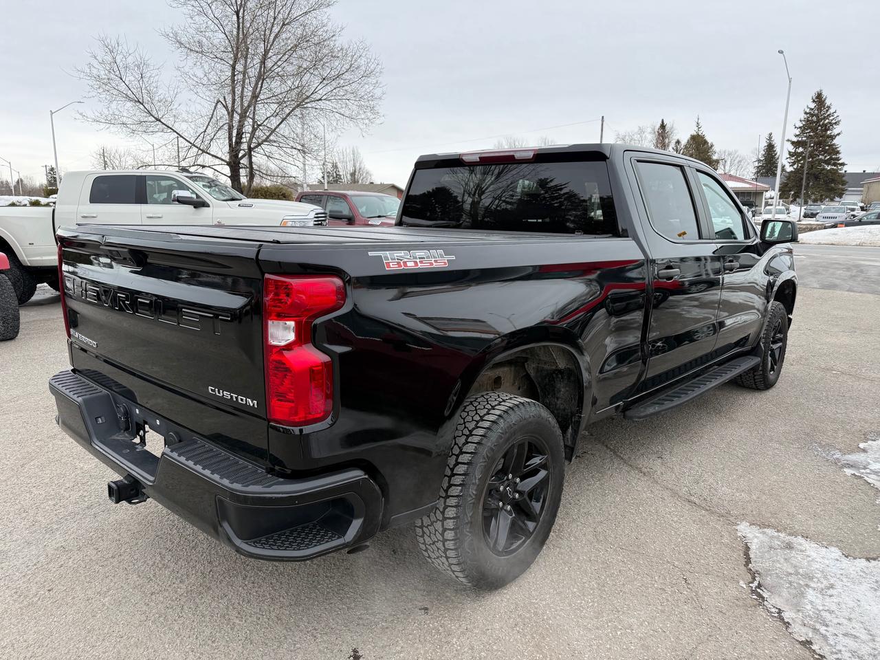 2022 Chevrolet Silverado 1500 Custom Trail Boss AutoStart! Heated Seat! CarPlay! Photo