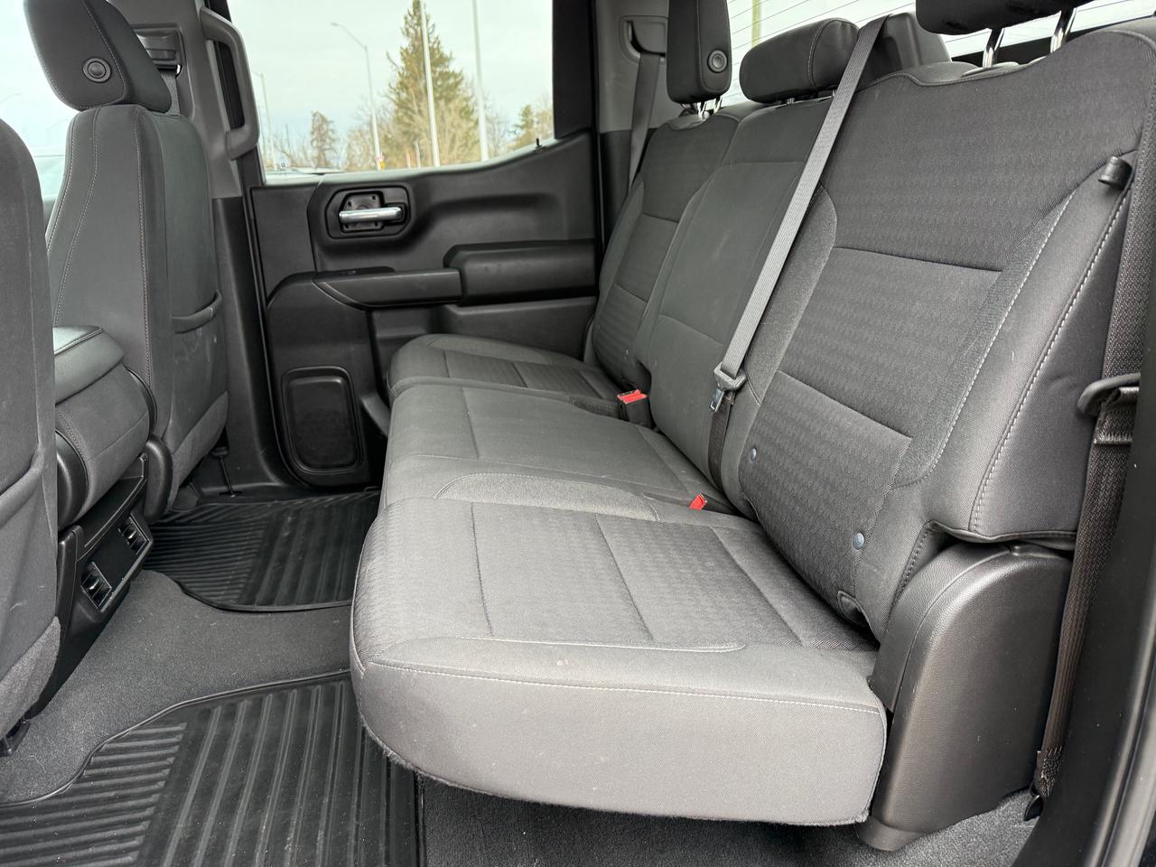 2022 Chevrolet Silverado 1500 Custom Trail Boss AutoStart! Heated Seat! CarPlay! Photo