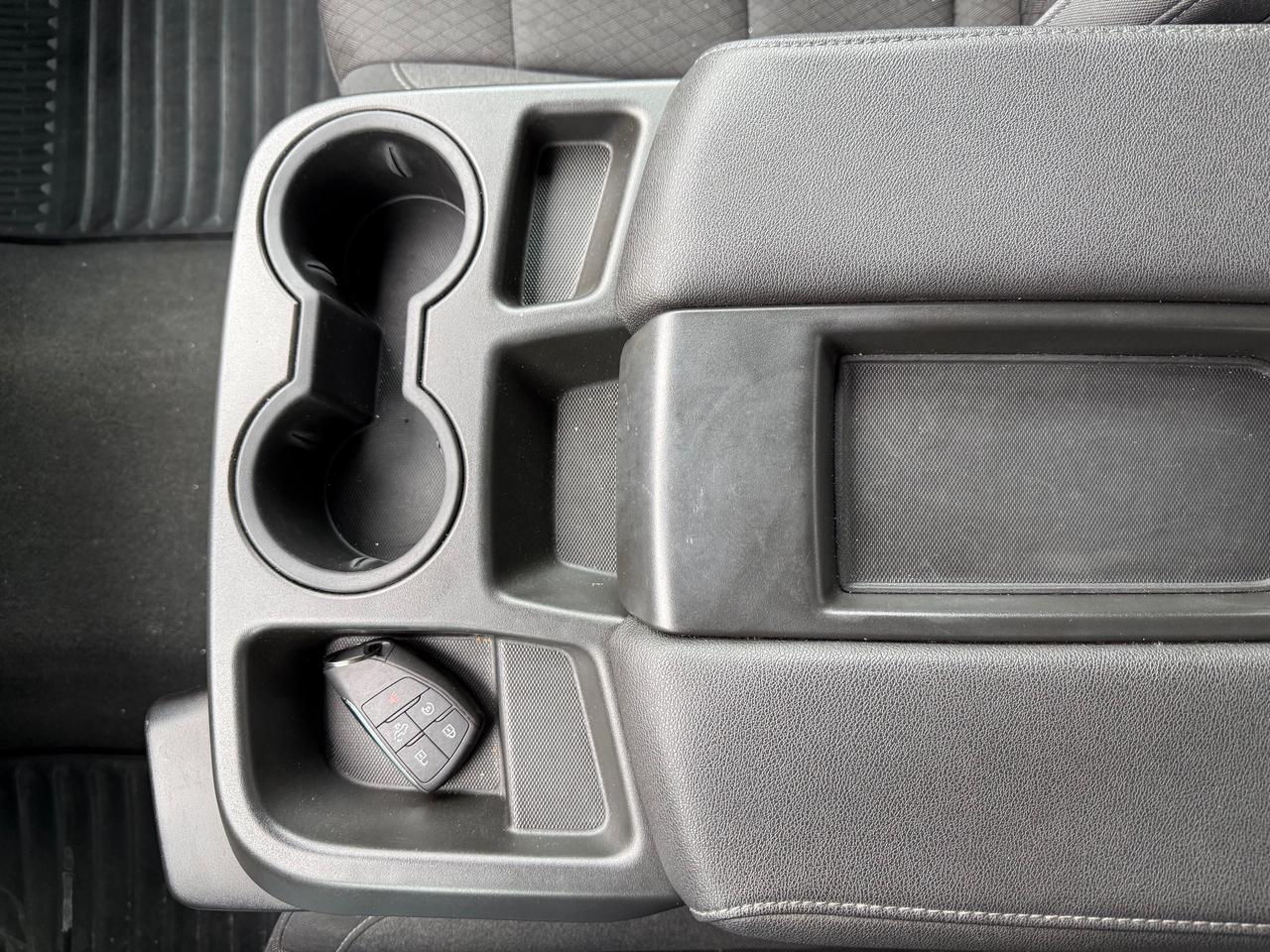 2022 Chevrolet Silverado 1500 Custom Trail Boss AutoStart! Heated Seat! CarPlay! Photo