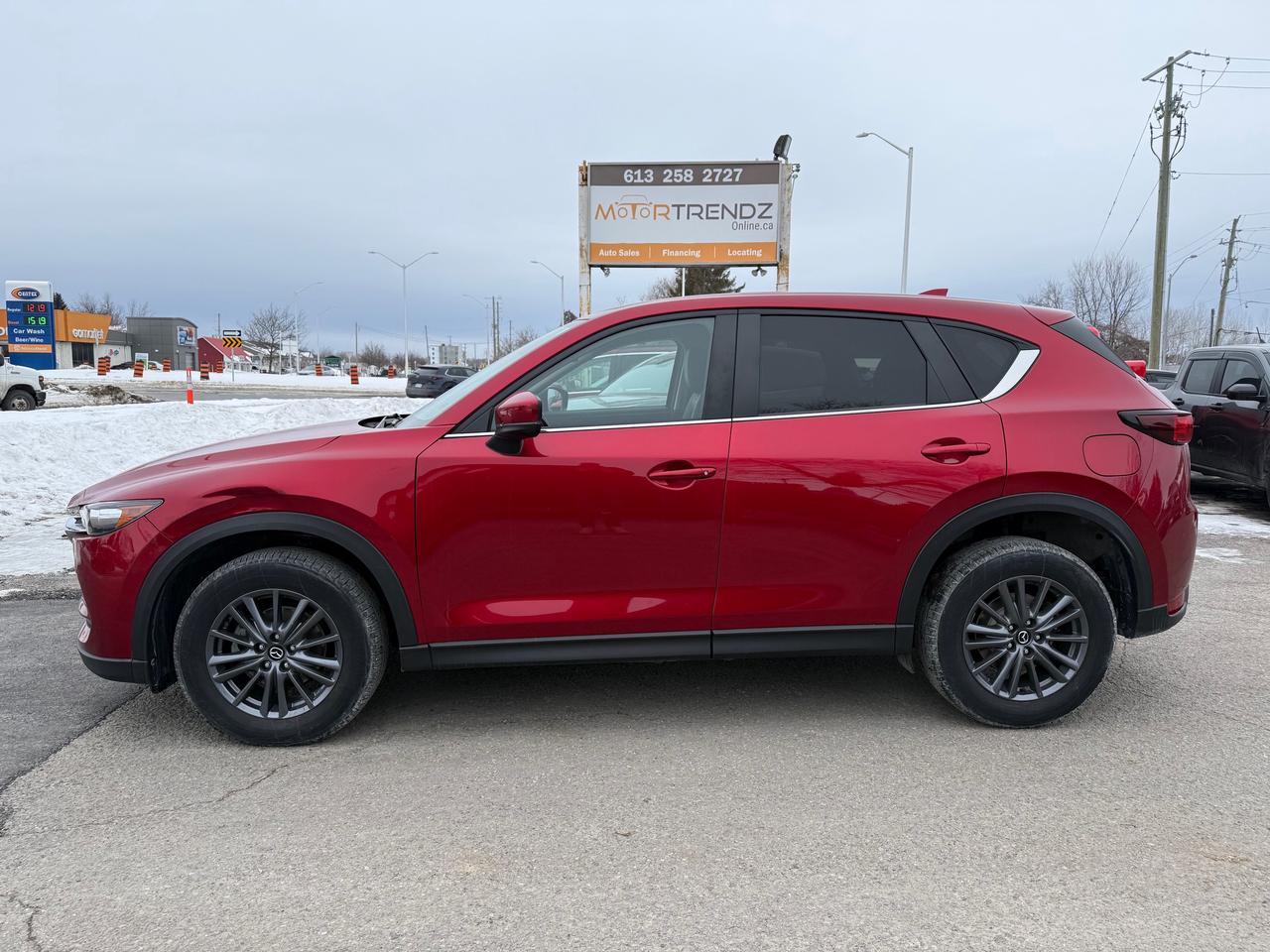 2021 Mazda CX-5 GS Heated Steering and Seats! Photo