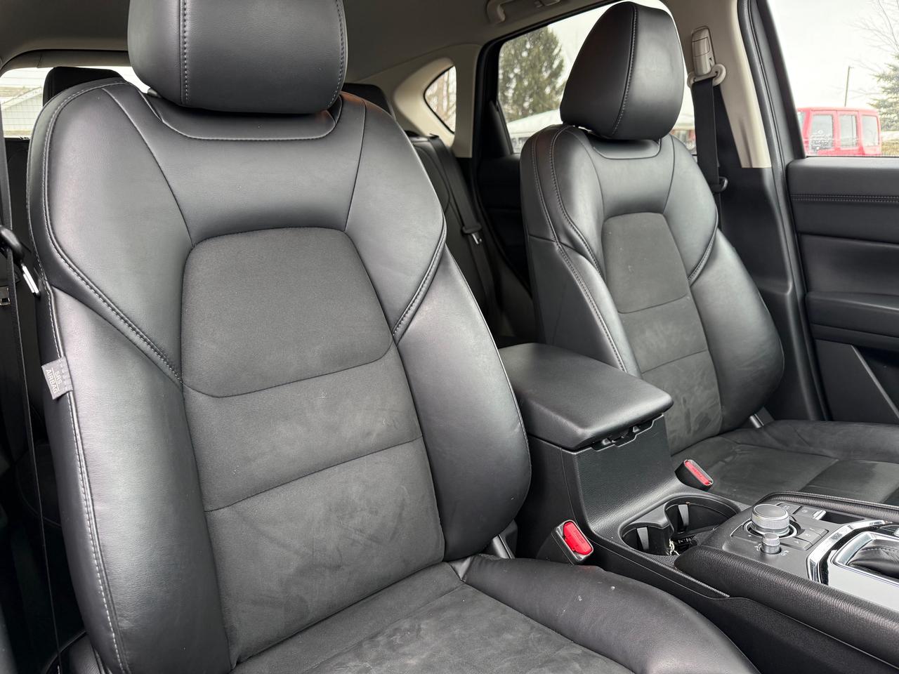 2021 Mazda CX-5 GS Heated Steering and Seats! Photo