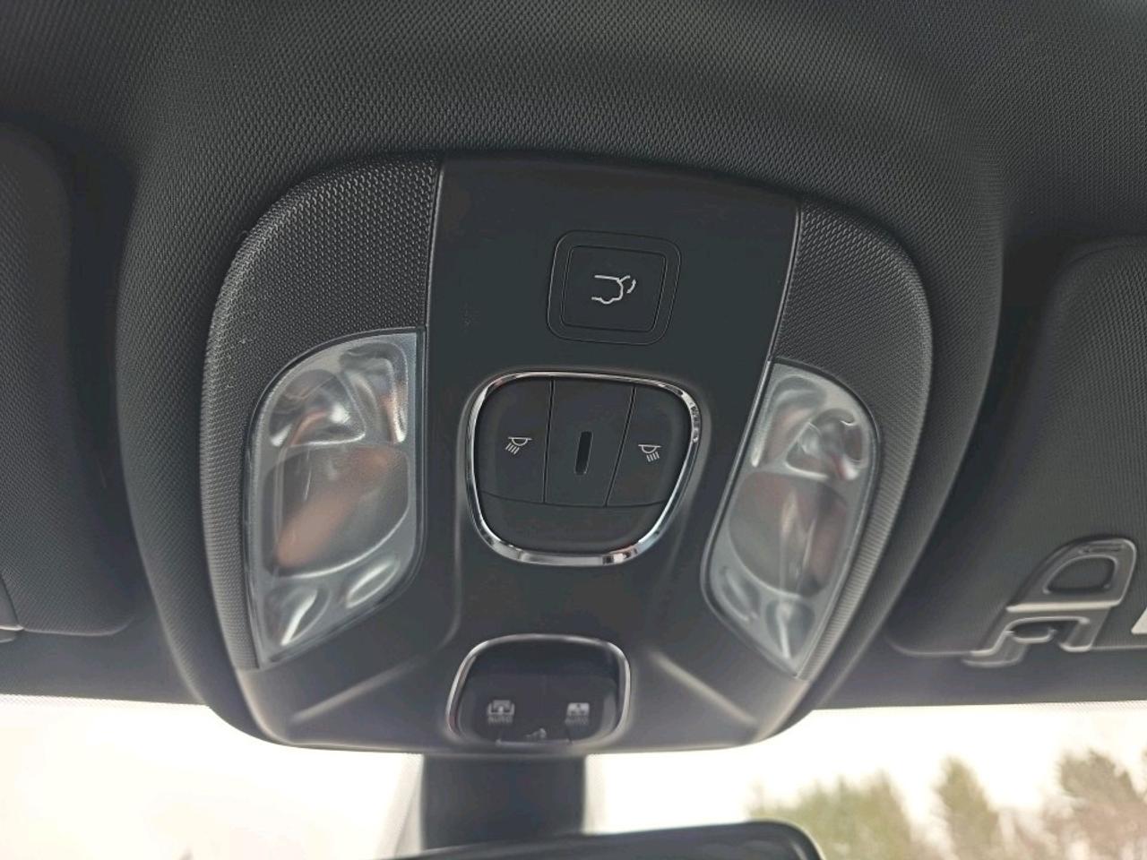 2021 Jeep Compass North 80THG ANNIVERSARY Photo