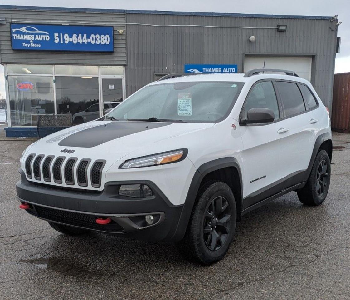 Used 2017 Jeep Cherokee 4WD 4dr Trailhawk for sale in Belmont, ON