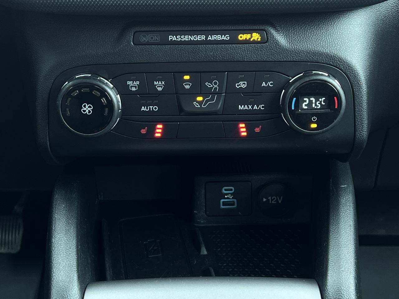 2021 Ford Bronco Sport Big Bend 4X4, MOONROOF, HEATED SEATS, BACK UP CAM, NAV!! Photo