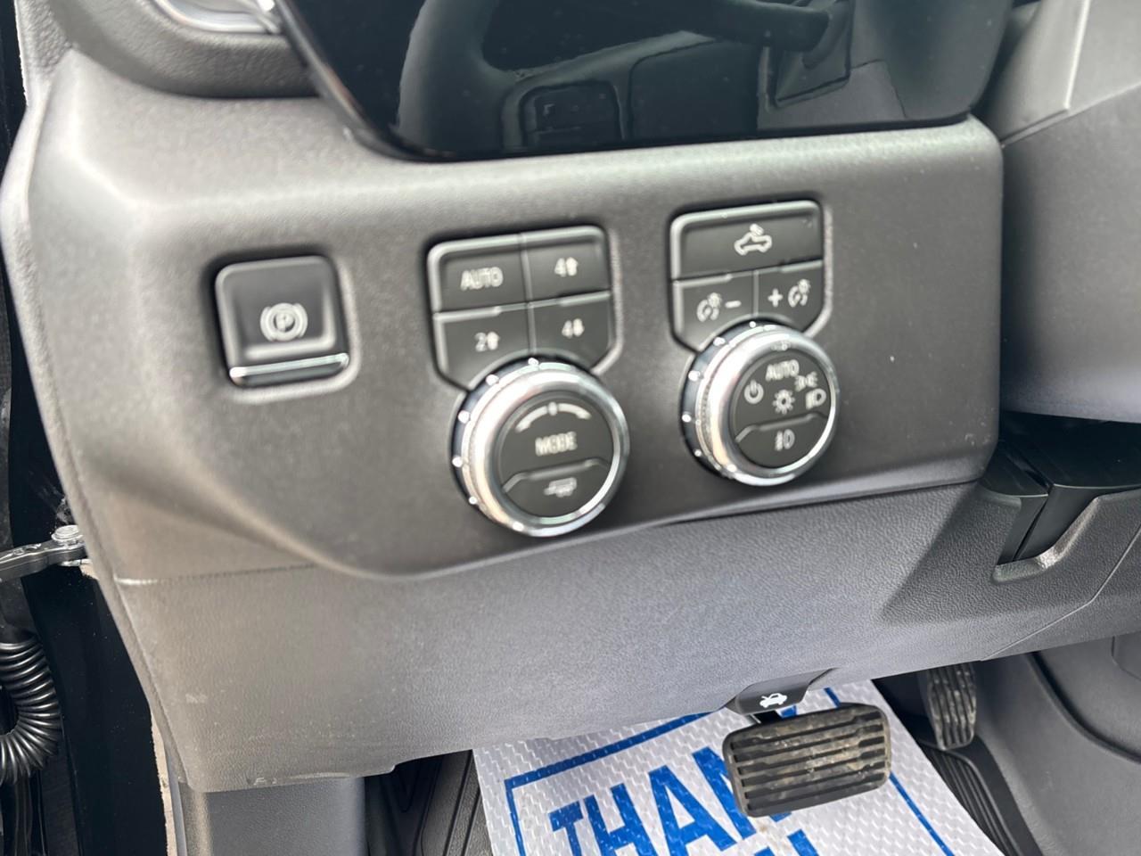 2026 GMC Sierra 1500 Elevation New 2026 6 Passenger Crew Cab 4X4 Truck with Heated Front Outboard Seats, Heated Steering Wheel, Dual Zone Automatic Climate Control, Apple CarPlay, Android Auto and Built-In Google Maps Photo