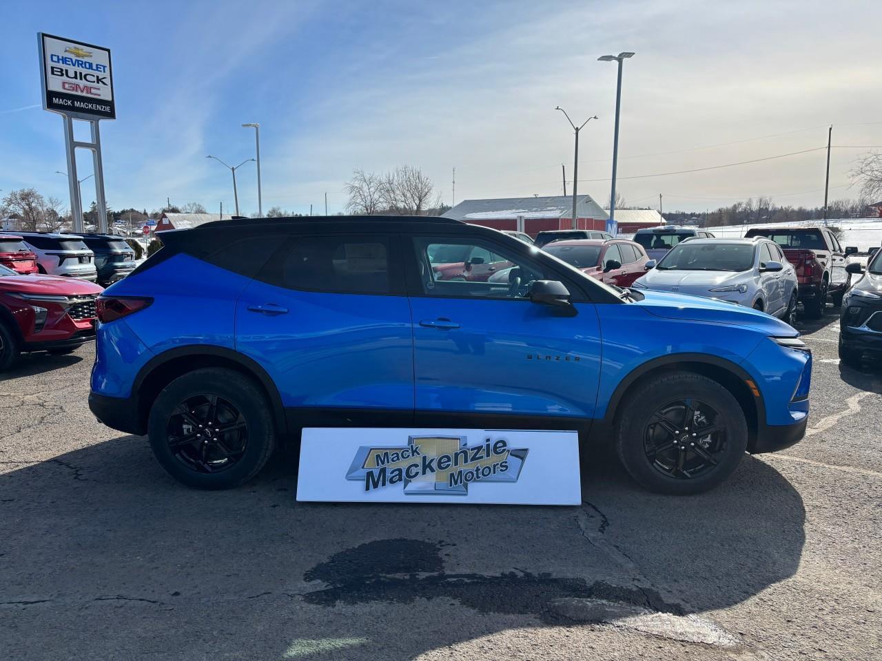 2026 Chevrolet Blazer LT New 2026 5 Passenger AWD SUV with Heated Front Seats, Adaptive Cruise Control, Apple CarPlay, Android Auto and Power Liftgate Photo