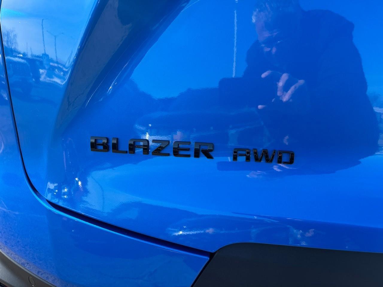 2026 Chevrolet Blazer LT New 2026 5 Passenger AWD SUV with Heated Front Seats, Adaptive Cruise Control, Apple CarPlay, Android Auto and Power Liftgate Photo