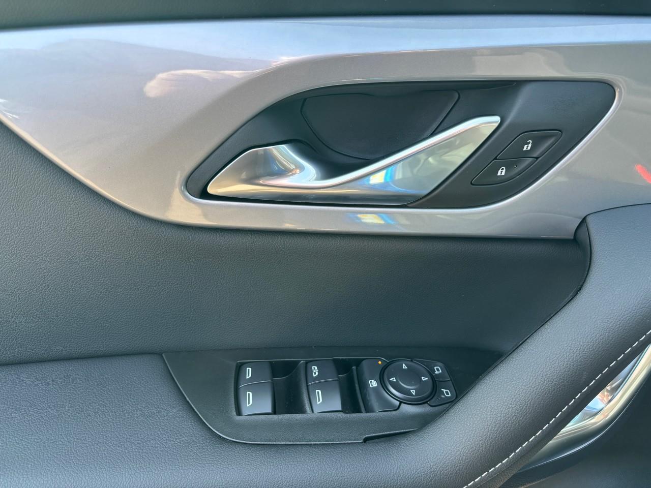 2026 Chevrolet Blazer LT New 2026 5 Passenger AWD SUV with Heated Front Seats, Adaptive Cruise Control, Apple CarPlay, Android Auto and Power Liftgate Photo