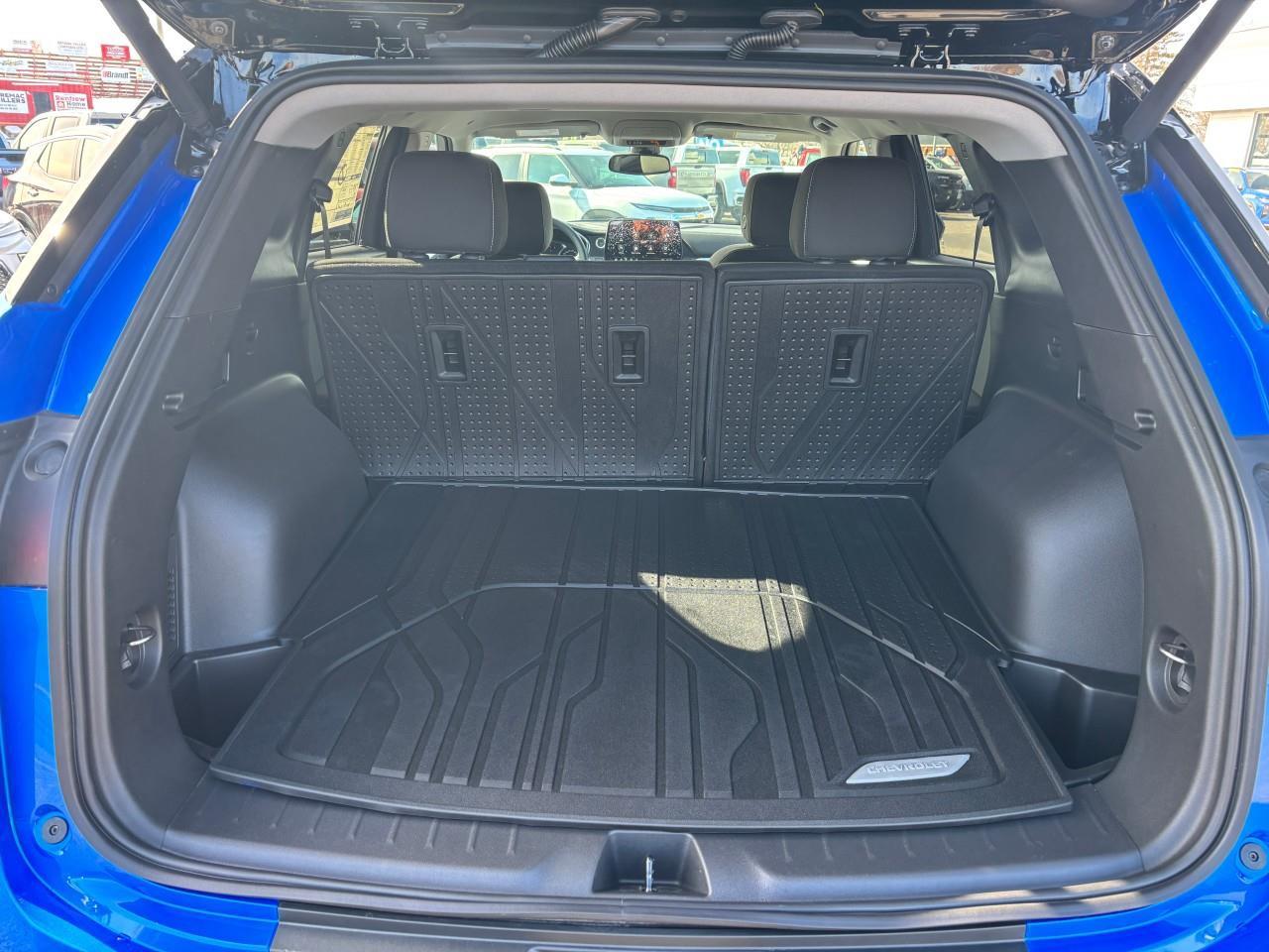 2026 Chevrolet Blazer LT New 2026 5 Passenger AWD SUV with Heated Front Seats, Adaptive Cruise Control, Apple CarPlay, Android Auto and Power Liftgate Photo