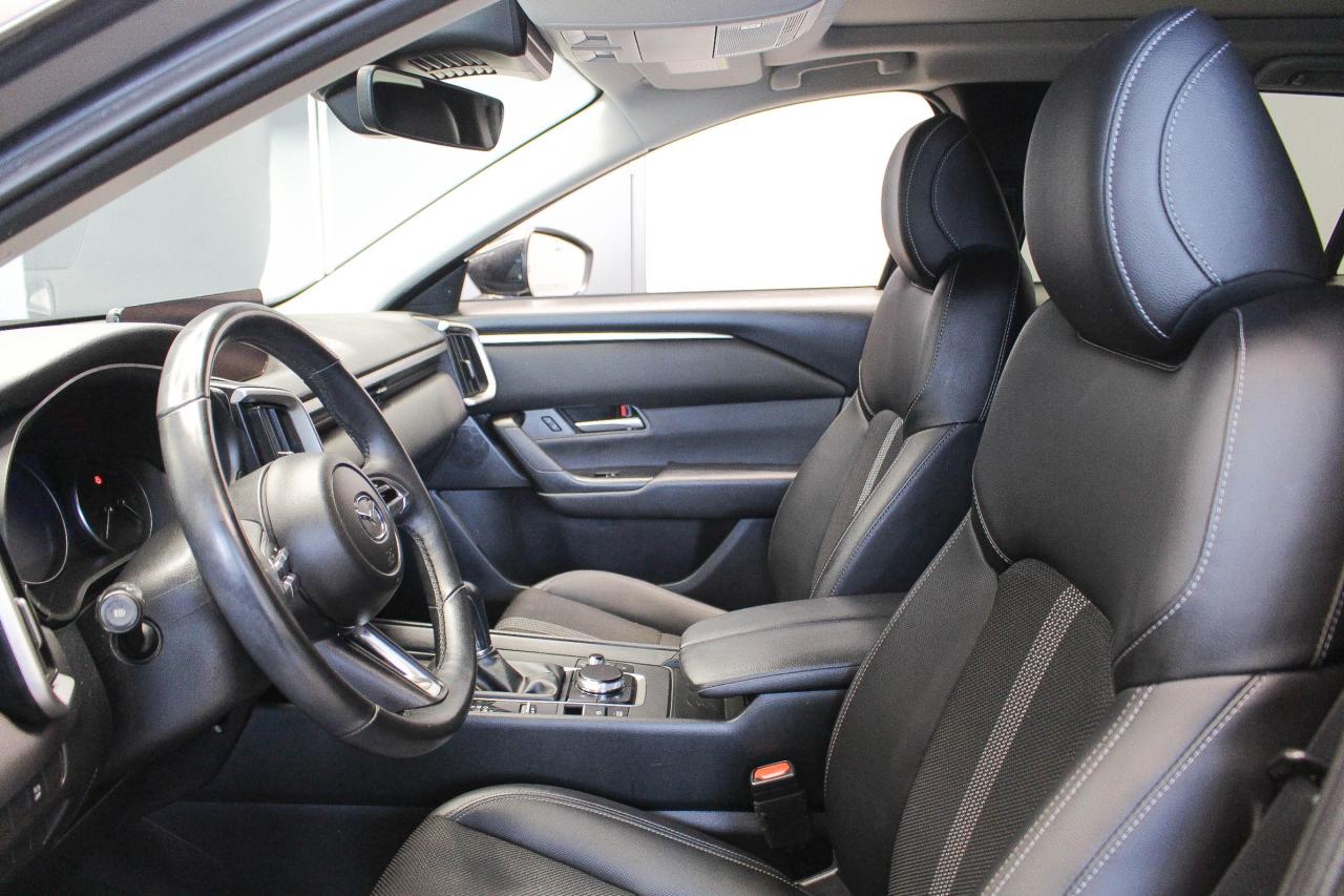 2025 Mazda CX-50 GS-L HEATED SEATS/STEERING WHEEL - LEATHERETTE UPHOLSTERY - APPLE CARPLAY AND ANDROID AUTO Photo