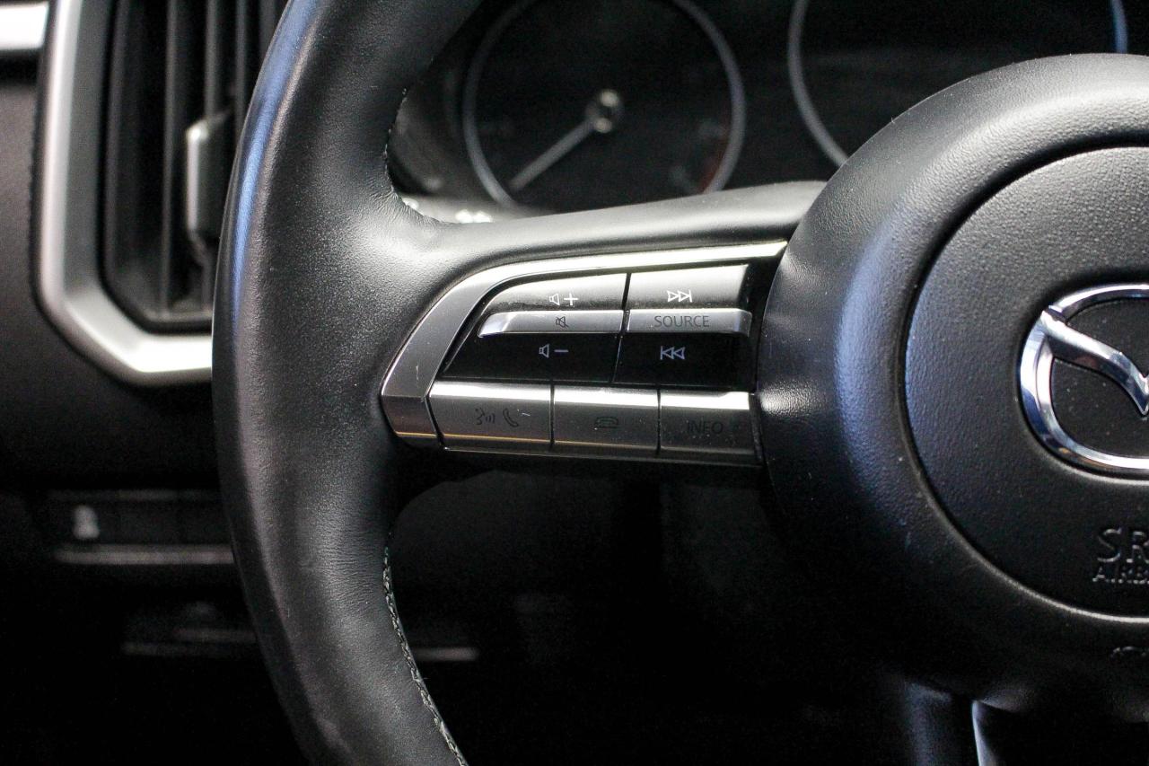 2025 Mazda CX-50 GS-L HEATED SEATS/STEERING WHEEL - LEATHERETTE UPHOLSTERY - APPLE CARPLAY AND ANDROID AUTO Photo