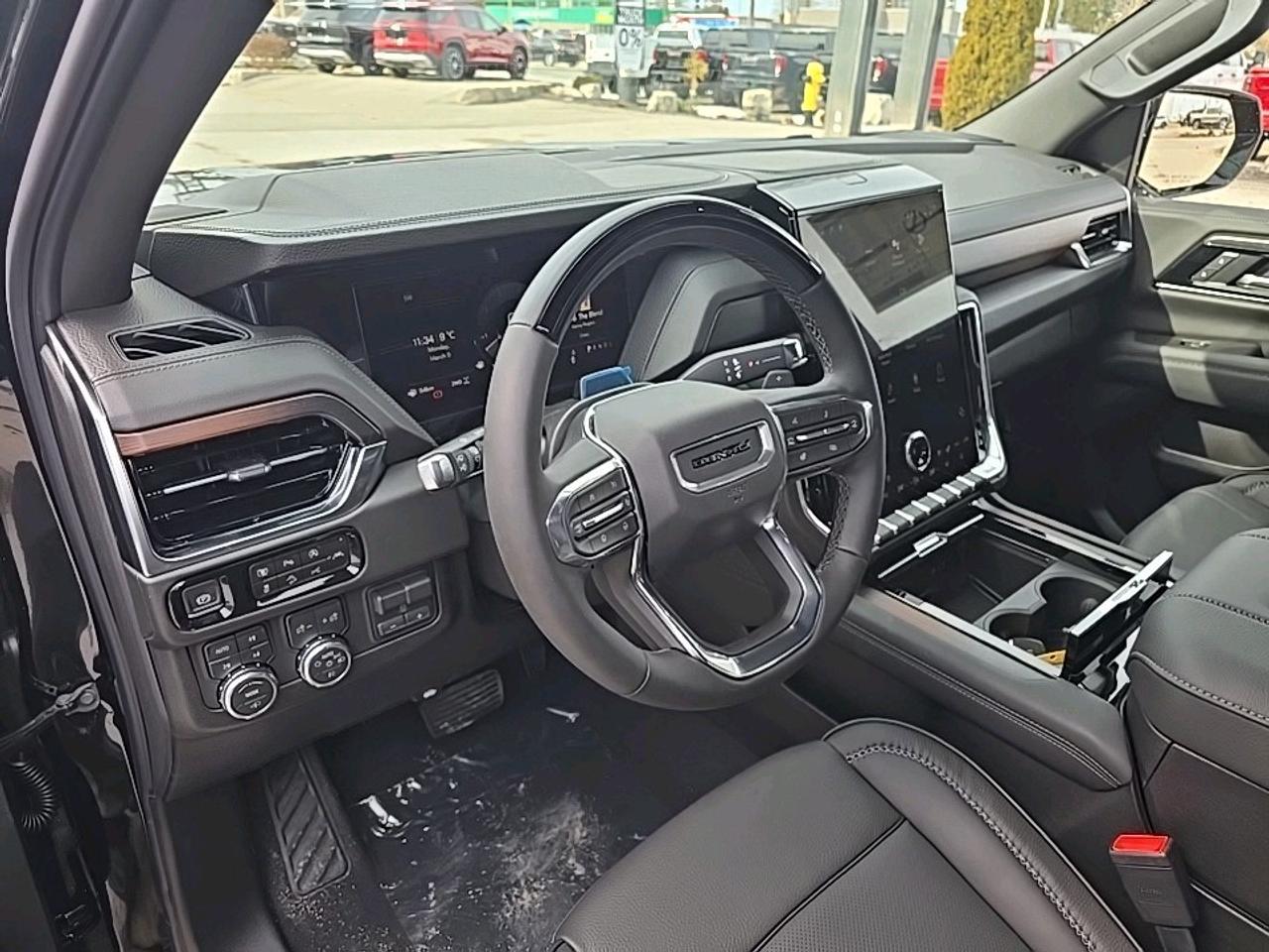 2026 GMC Yukon XL 4WD 4DR DENALI Photo
