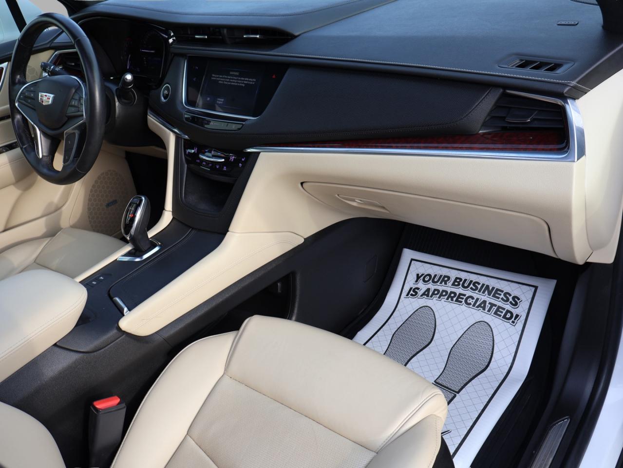 2018 Cadillac XT5 V6 PREMIUM LUXURY AWD *ACCIDENT FREE* CAMERA NAV BLUETOOTH LEATHER PANO ROOF CRUISE ALLOYS Photo