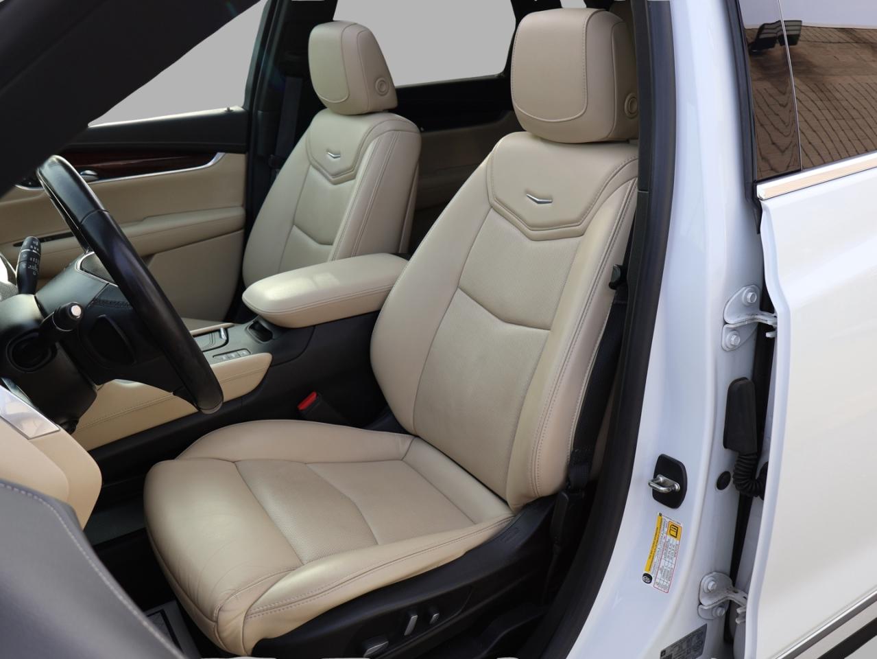 2018 Cadillac XT5 V6 PREMIUM LUXURY AWD *ACCIDENT FREE* CAMERA NAV BLUETOOTH LEATHER PANO ROOF CRUISE ALLOYS Photo