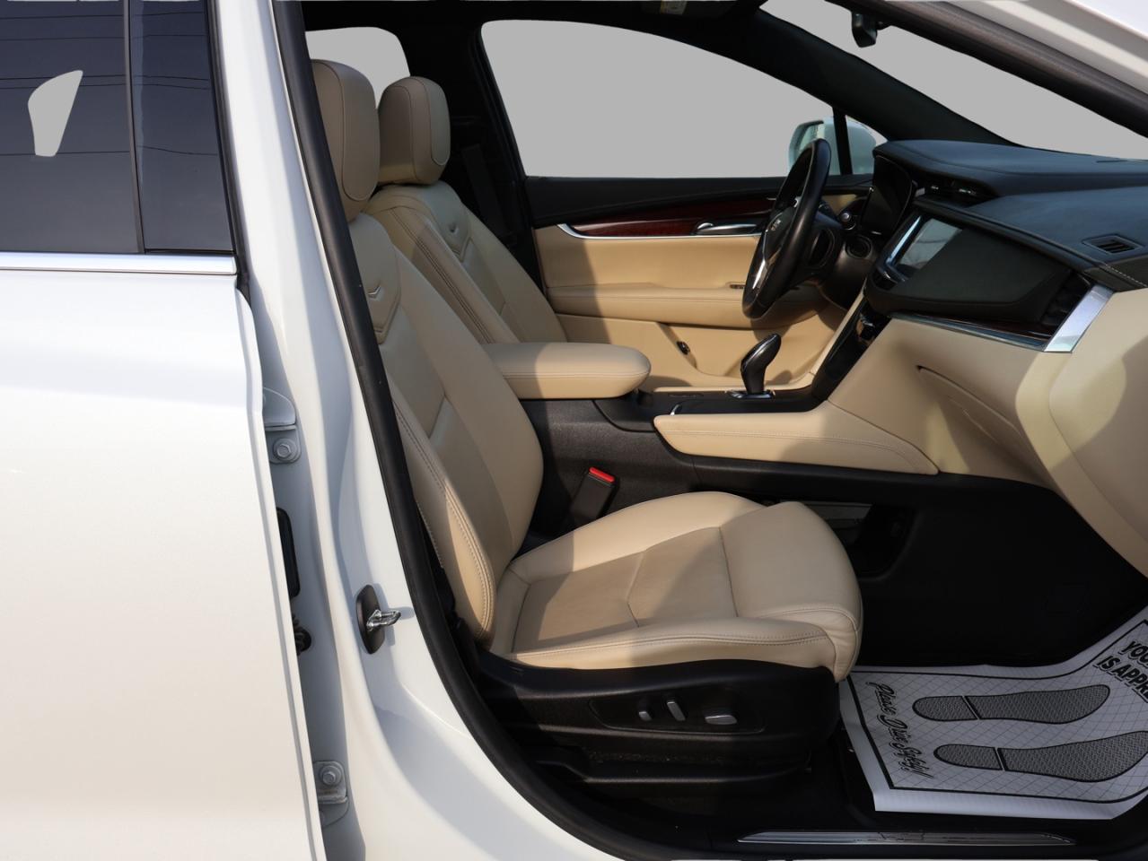 2018 Cadillac XT5 V6 PREMIUM LUXURY AWD *ACCIDENT FREE* CAMERA NAV BLUETOOTH LEATHER PANO ROOF CRUISE ALLOYS Photo