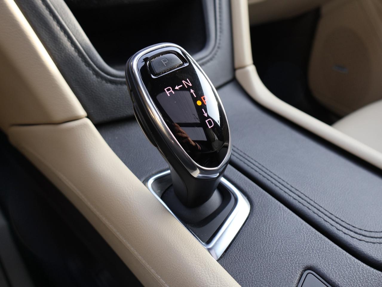 2018 Cadillac XT5 V6 PREMIUM LUXURY AWD *ACCIDENT FREE* CAMERA NAV BLUETOOTH LEATHER PANO ROOF CRUISE ALLOYS Photo