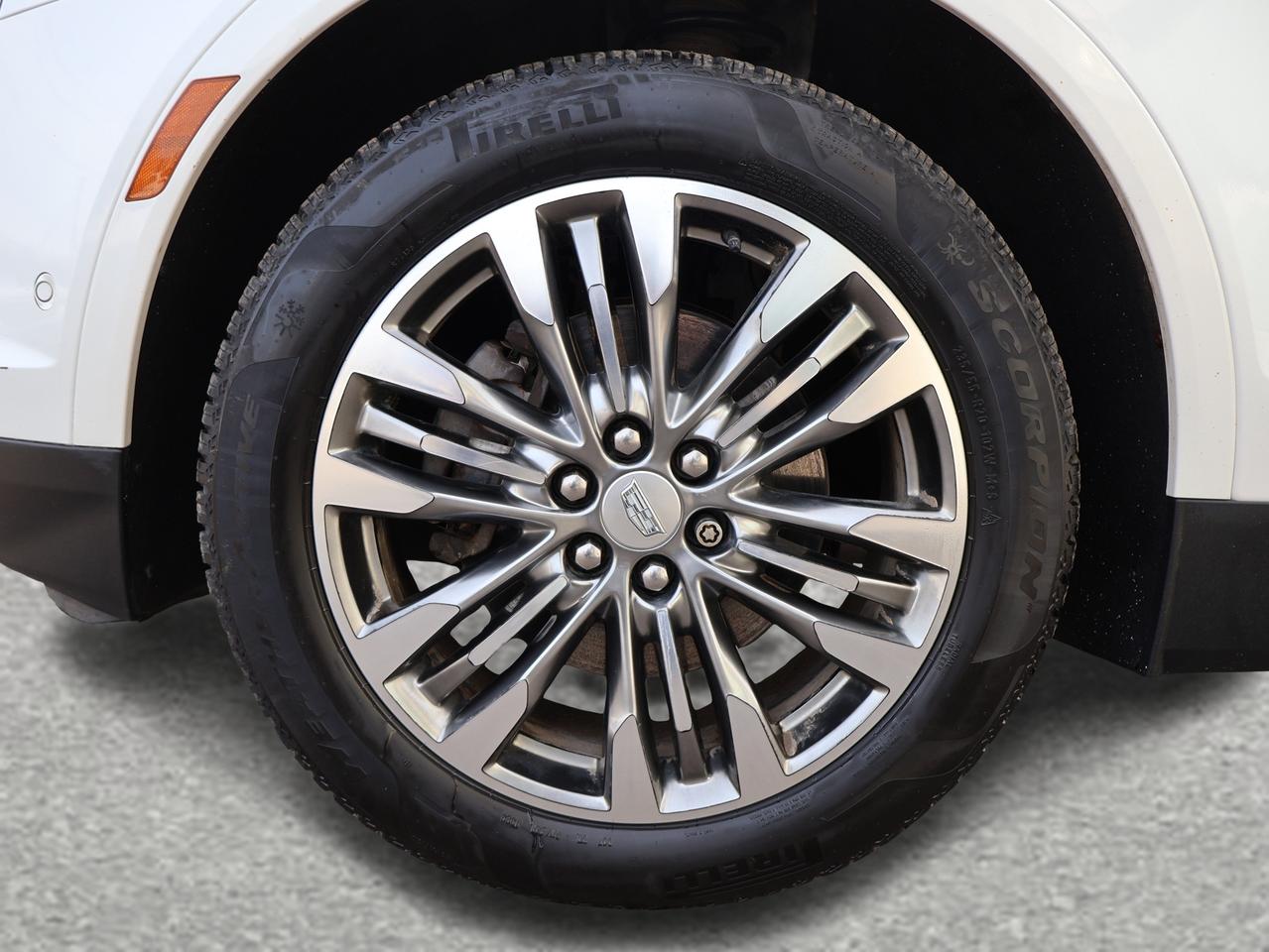 2018 Cadillac XT5 V6 PREMIUM LUXURY AWD *ACCIDENT FREE* CAMERA NAV BLUETOOTH LEATHER PANO ROOF CRUISE ALLOYS Photo